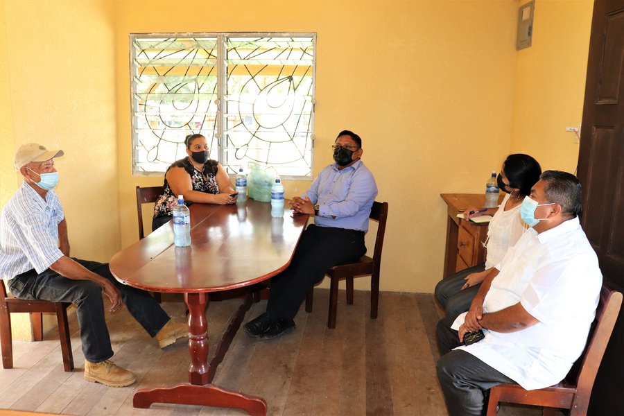 Visiting rural communities in the West - meeting with the Santa Familia Water Board